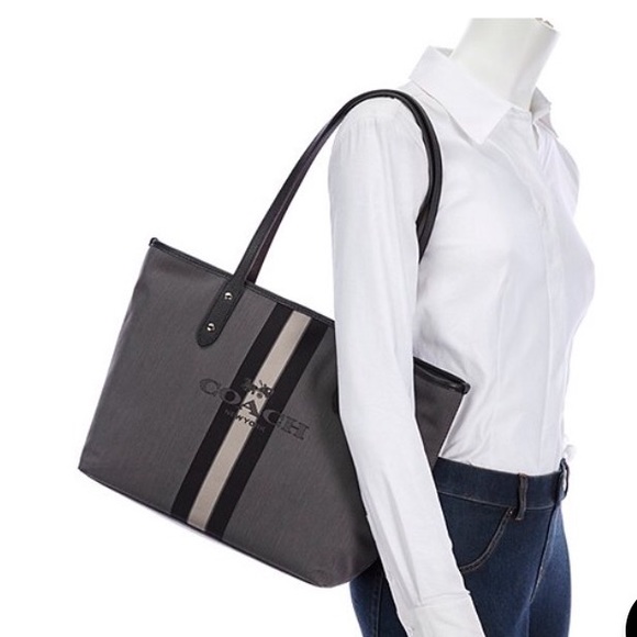 New coach shoulder tote bag - Picture 5 of 8